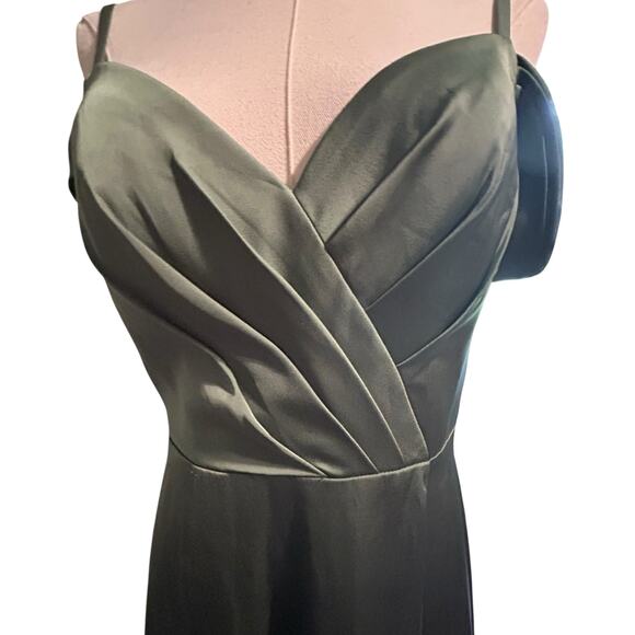 Azazie Formal Maxi Dress SZ A4 Sage Pleated Stretch Satin Baby Doll Wedding - Picture 3 of 8